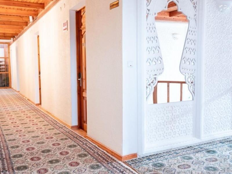 Caravan Serail