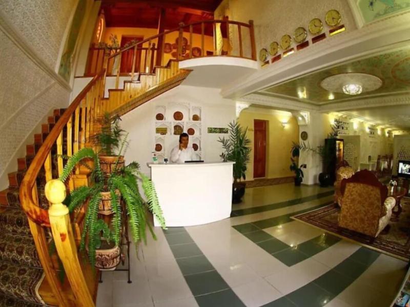 Caravan Serail