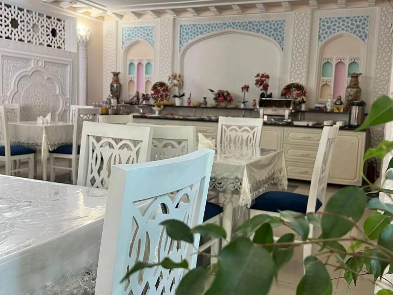 Caravan Serail