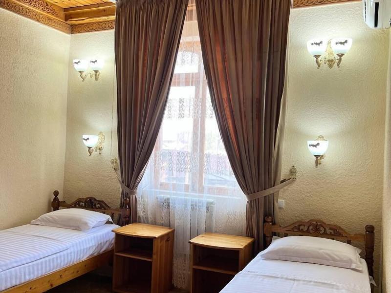 Caravan Serail