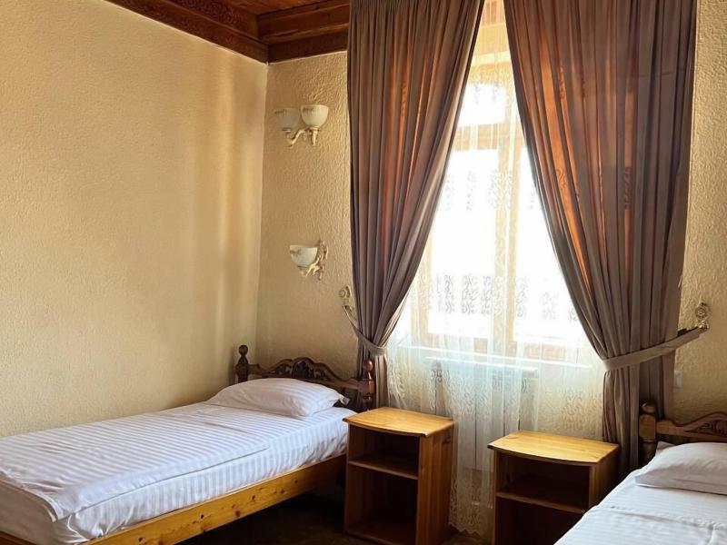 Caravan Serail