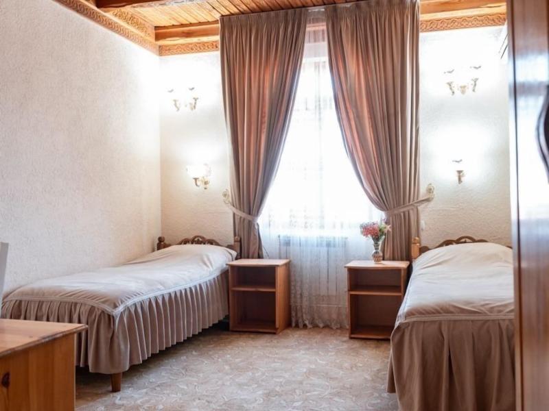 Caravan Serail