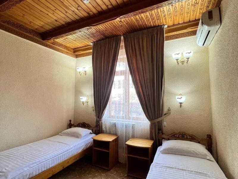 Caravan Serail