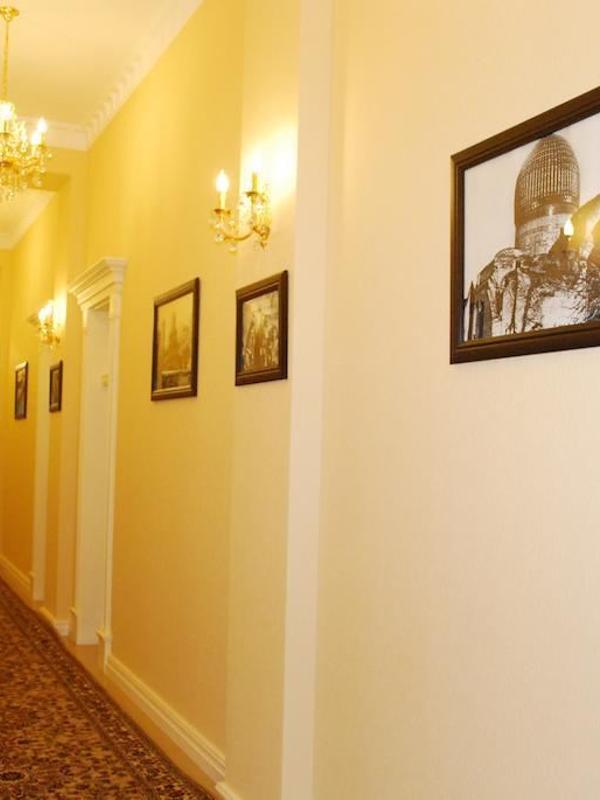 Jahon Palace
