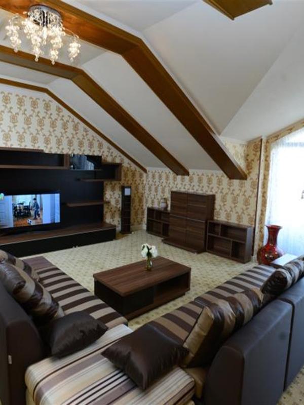 City Line Boutique Hotel