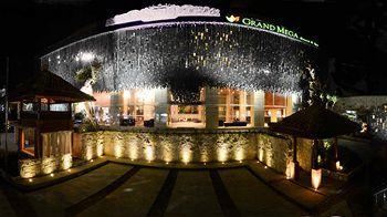 Grand Mega Resort & Spa
