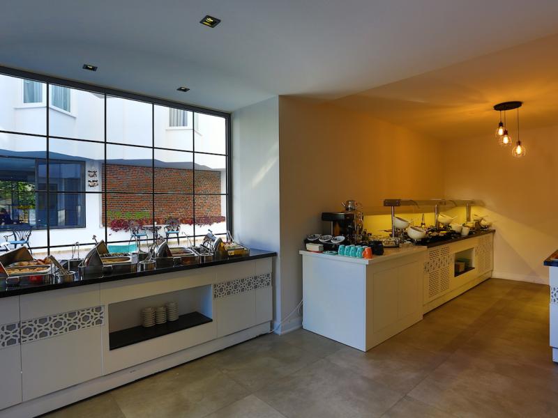 Azuu Boutique Hotel