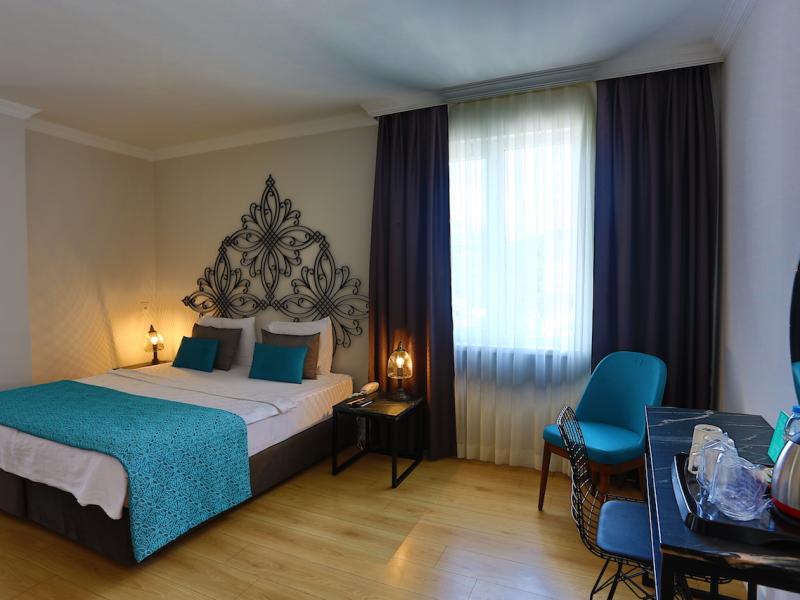 Azuu Boutique Hotel