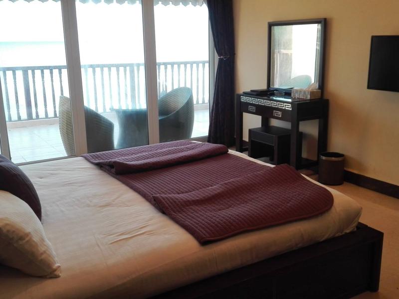 The Island Beach Getaway