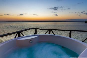 The Sands at Chale Island Hotel