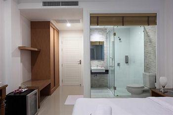 Clear House Guest House