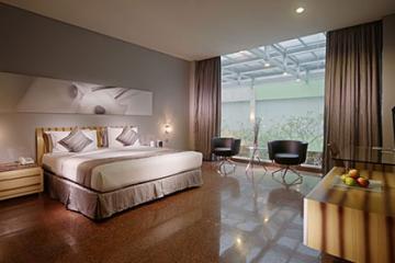 Отель FM7 Resort Индонезия, Джакарта, фото 20