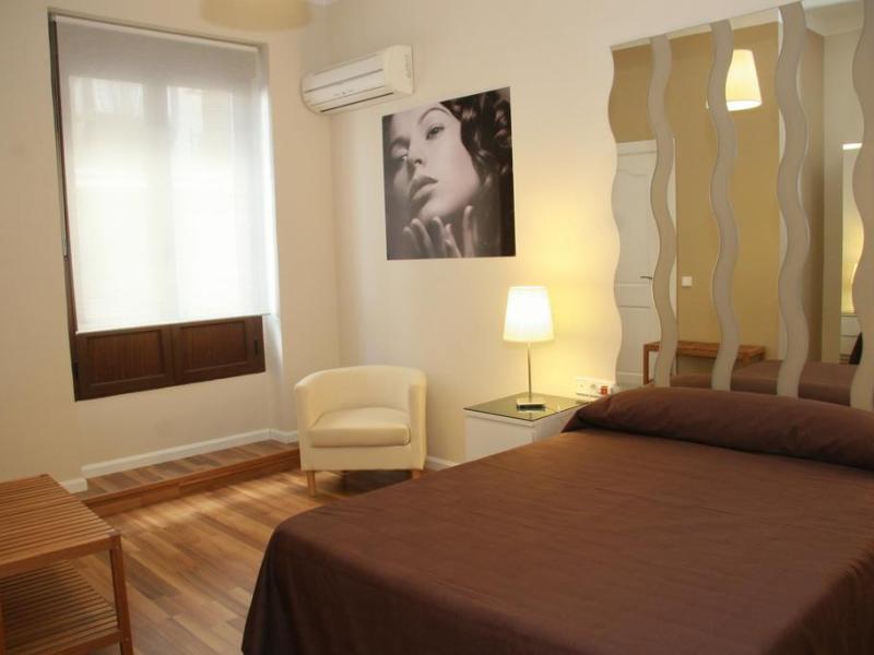 Hostal Room Pride