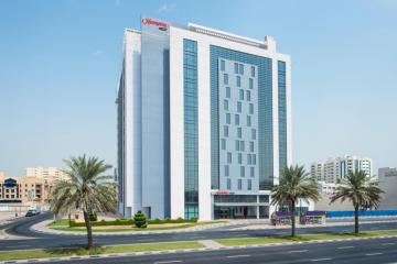 Отель Hampton By Hilton Dubai Airport ОАЭ, Дубай, фото 1