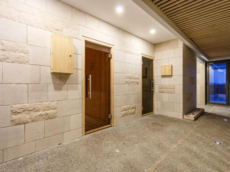 Carine Hotel Park Bijela 