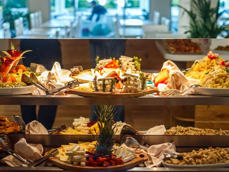 Carine Hotel Park Bijela 