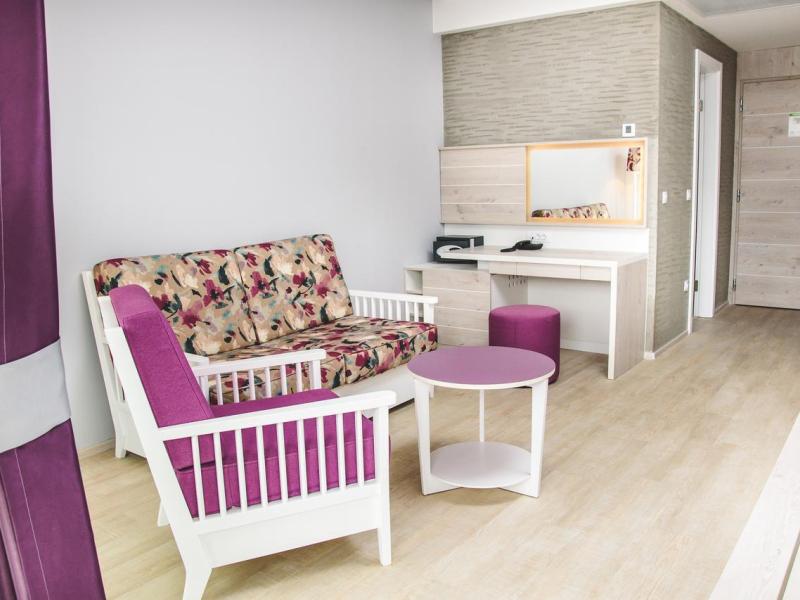 Carine Hotel Park Bijela 