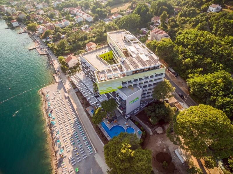 Carine Hotel Park Bijela 