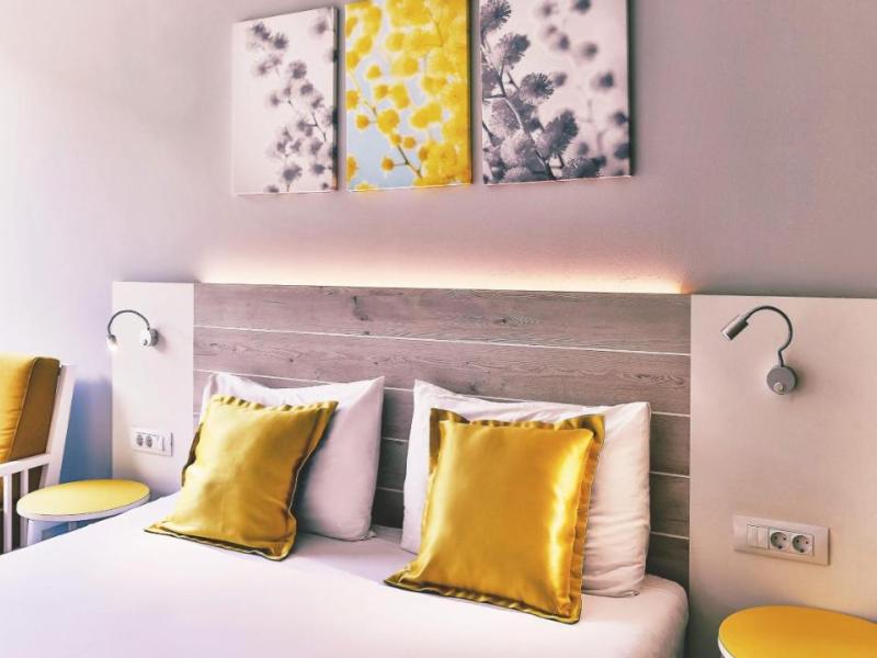 Carine Hotel Park Bijela 