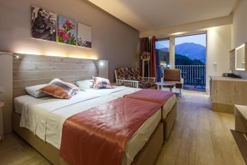Отель Carine Hotel Park Bijela  Черногория, Биела, фото 6