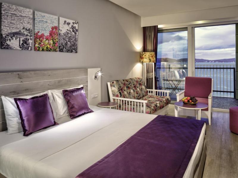 Carine Hotel Park Bijela 