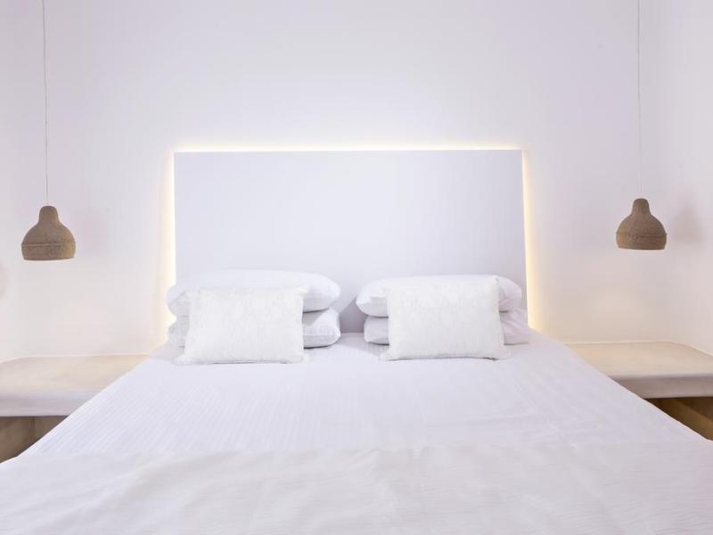 Art Hotel Santorini