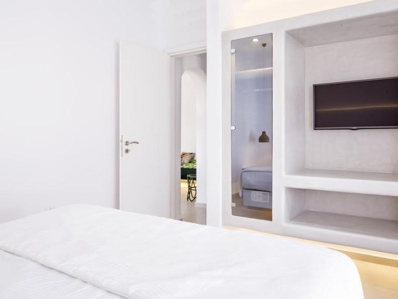 Art Hotel Santorini