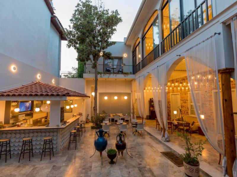 Delight Deluxe Boutique Hotel