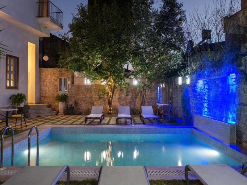 Delight Deluxe Boutique Hotel