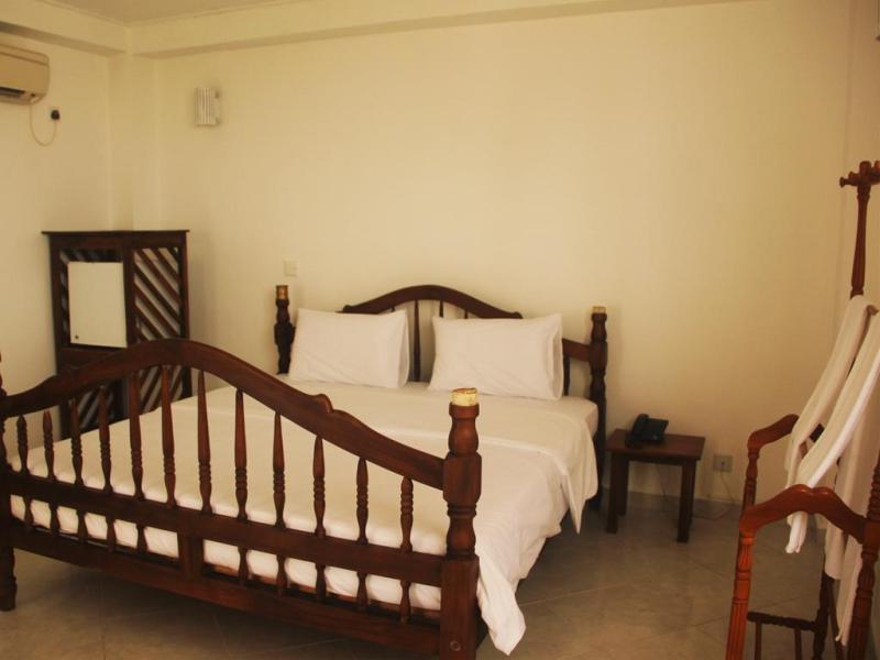 Wave & Deep Beach Resort