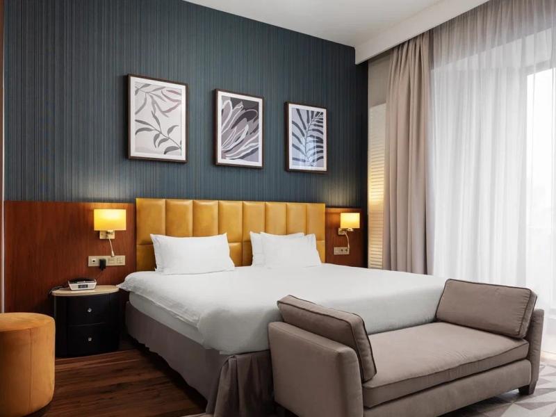 Edge Seligerskaya Moscow