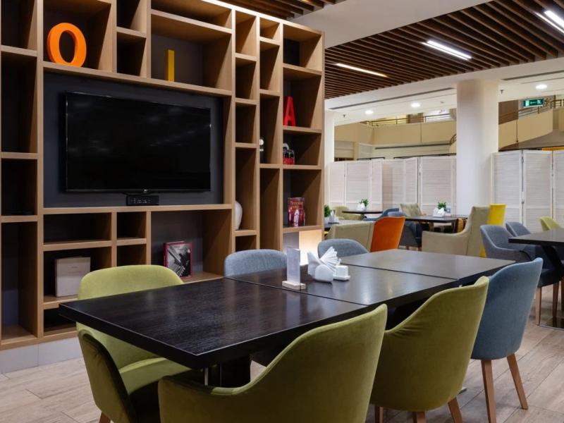 Edge Seligerskaya Moscow