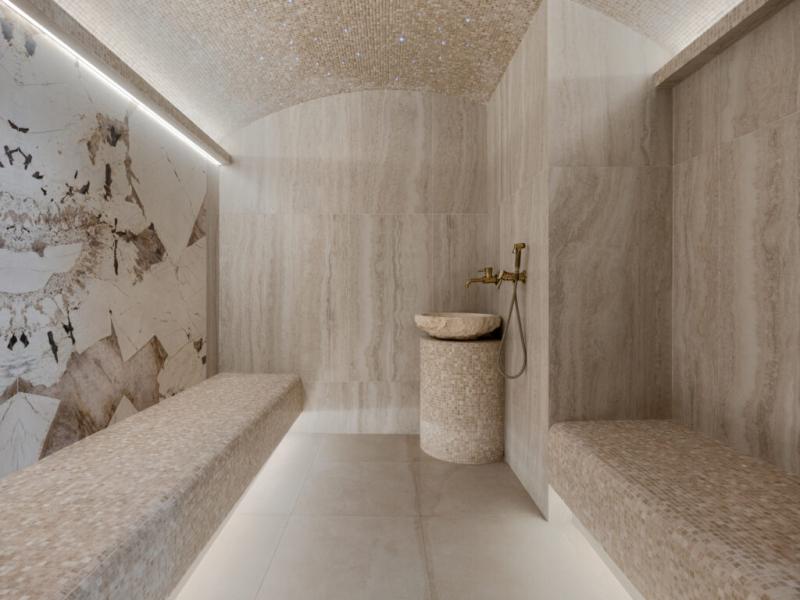 Edge Seligerskaya Moscow