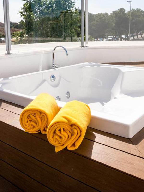 Som Llevant Suites