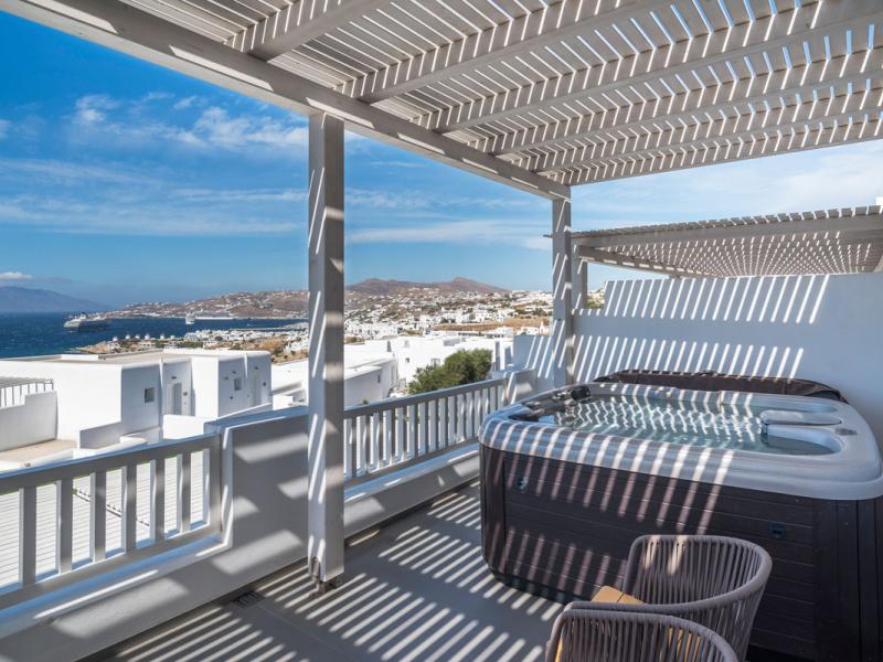 Myconian Korali Relais & Chateaux