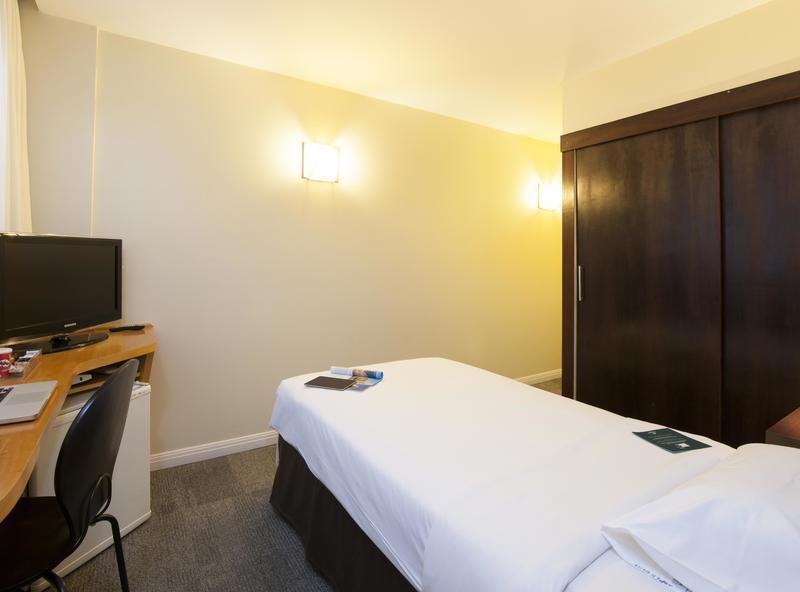 Slaviero Suites Curitiba Batel