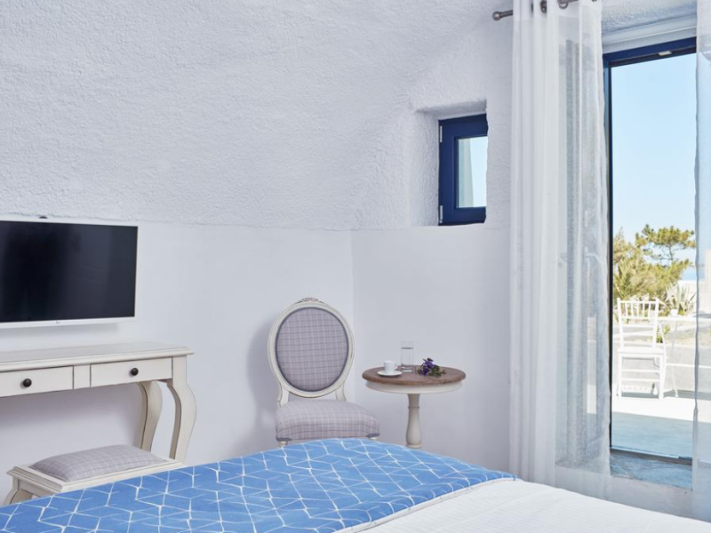La Maltese Oia Luxury Suites