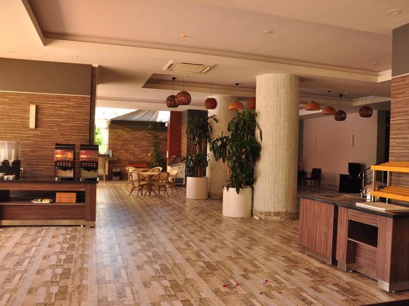 Vega Green Apart Hotel