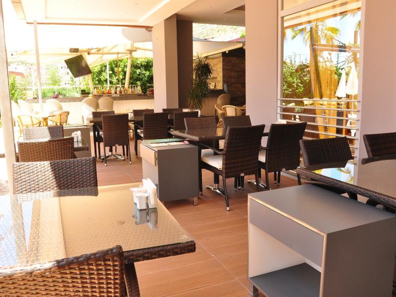 Vega Green Apart Hotel