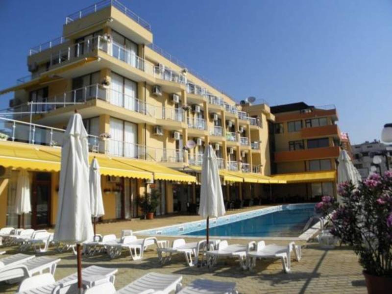Aqua Dolphin Beach