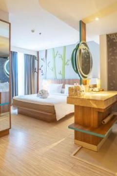 Отель Grand Livio Kuta Hotel Индонезия, Кута, фото 13