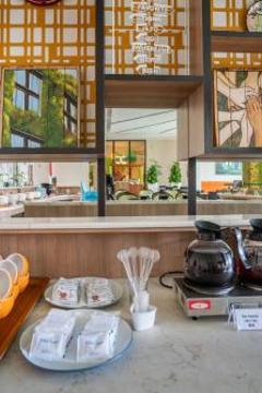 Отель Grand Livio Kuta Hotel Индонезия, Кута, фото 8