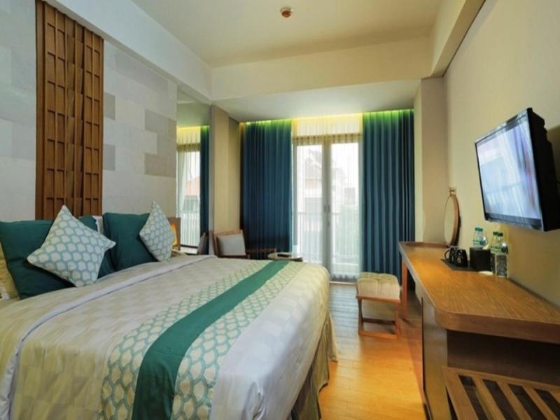 Bedrock Hotel Kuta Bali