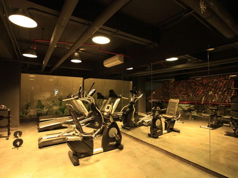 Bedrock Hotel Kuta Bali