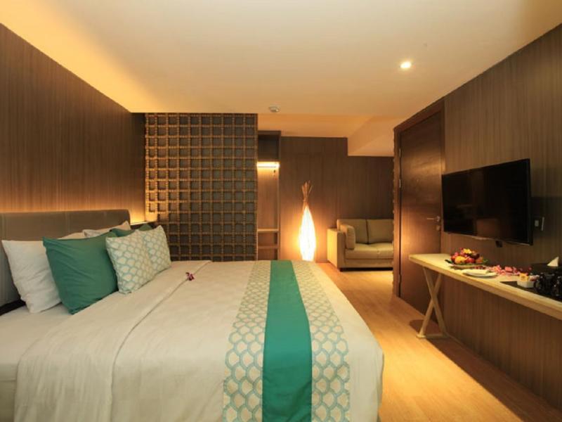 Bedrock Hotel Kuta Bali