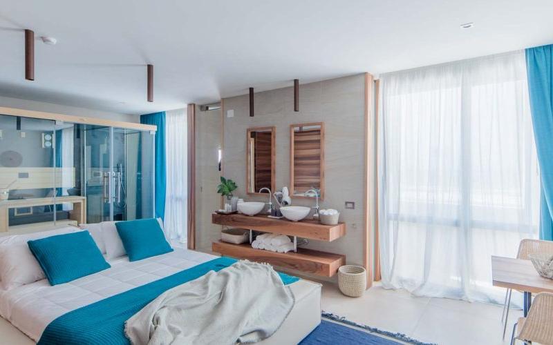 Cumeja Beach Club & Hotel