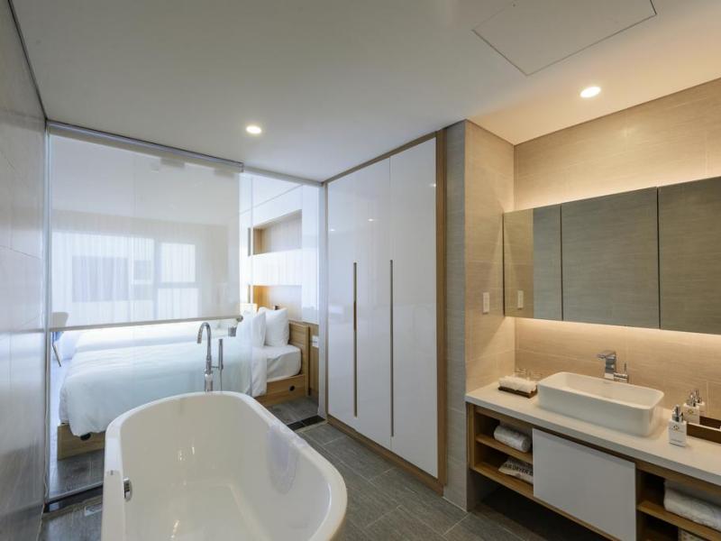 Zen Diamond Suites