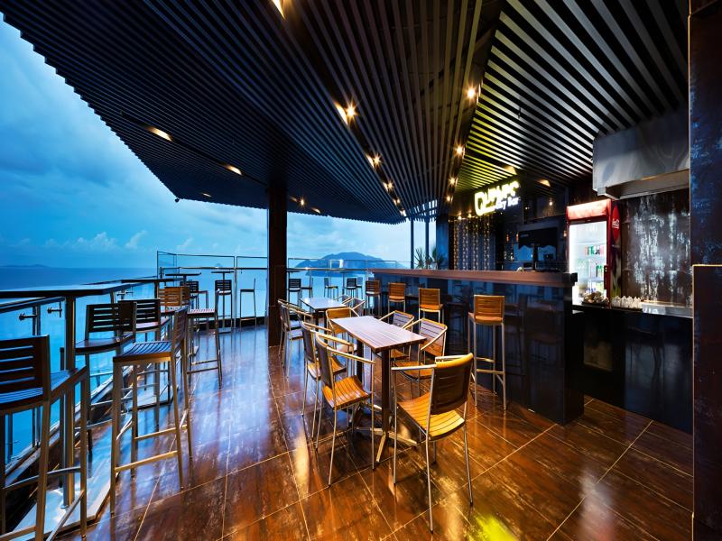 Maple Hotel & Apartment