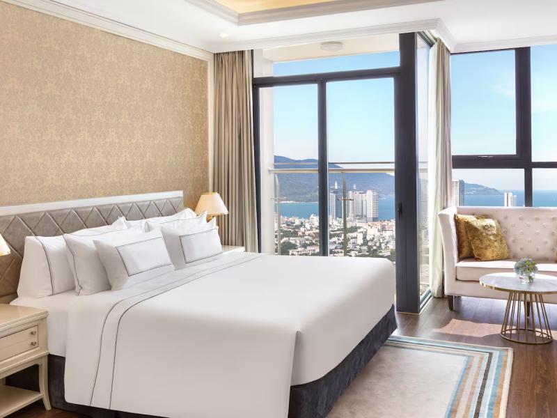 Melia Vinpearl Danang Riverfront