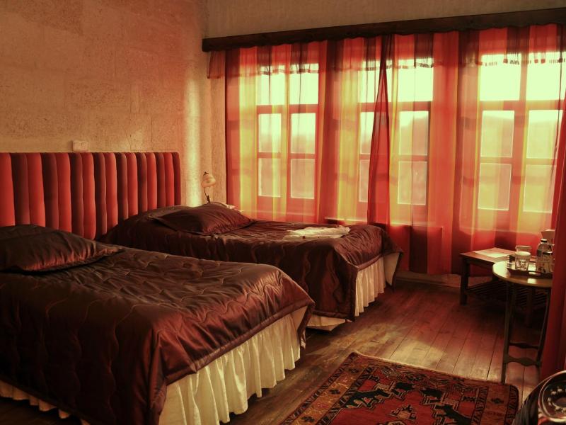 Temenni Evi